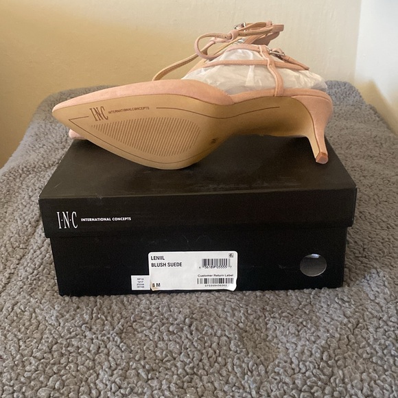 INC blush suede pumps - Picture 3 of 11